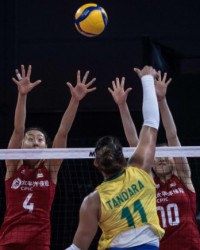 沙尔克04换帅如换刀,新帅首秀率队终结连败颓势