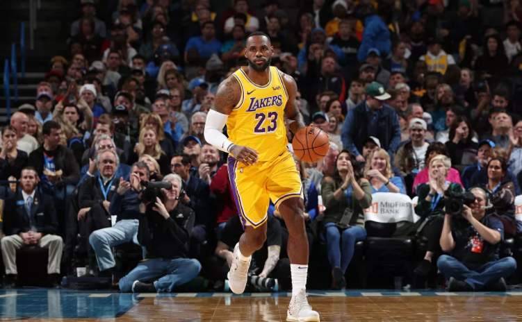 莫兰特关键抢断锁定胜局,灰熊力克森林狼迎五连胜    莫兰特关键抢断锁定胜局,灰熊力克森林狼迎五连胜