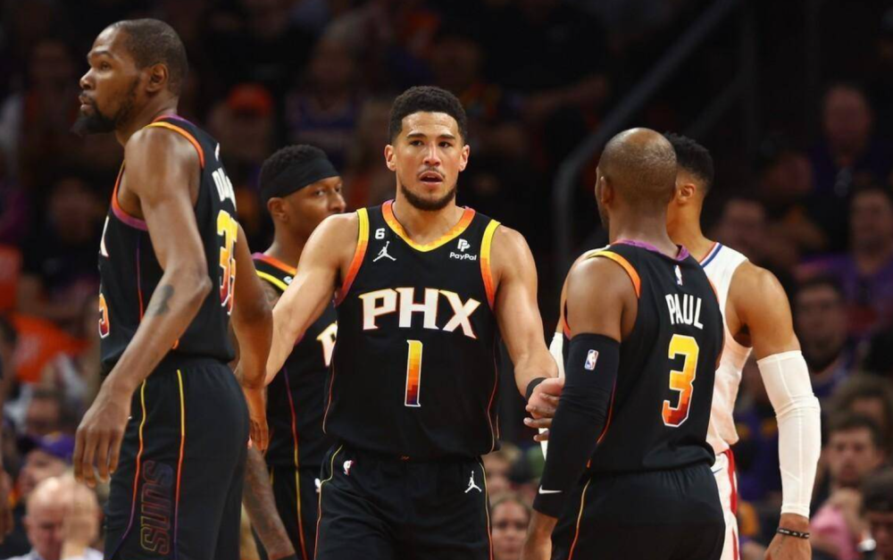 布克空砍四十一分太阳不敌森林狼跌出西部前六  布克空砍四十一分太阳不敌森林狼跌出西部前六