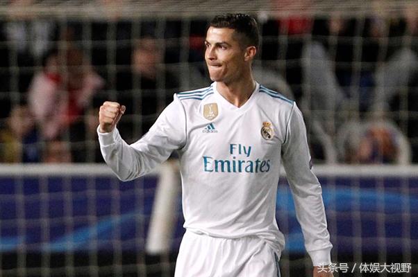 福登助攻帽子戏法曼城大胜卢顿继续领跑积分榜  福登助攻帽子戏法曼城大胜卢顿继续领跑积分榜